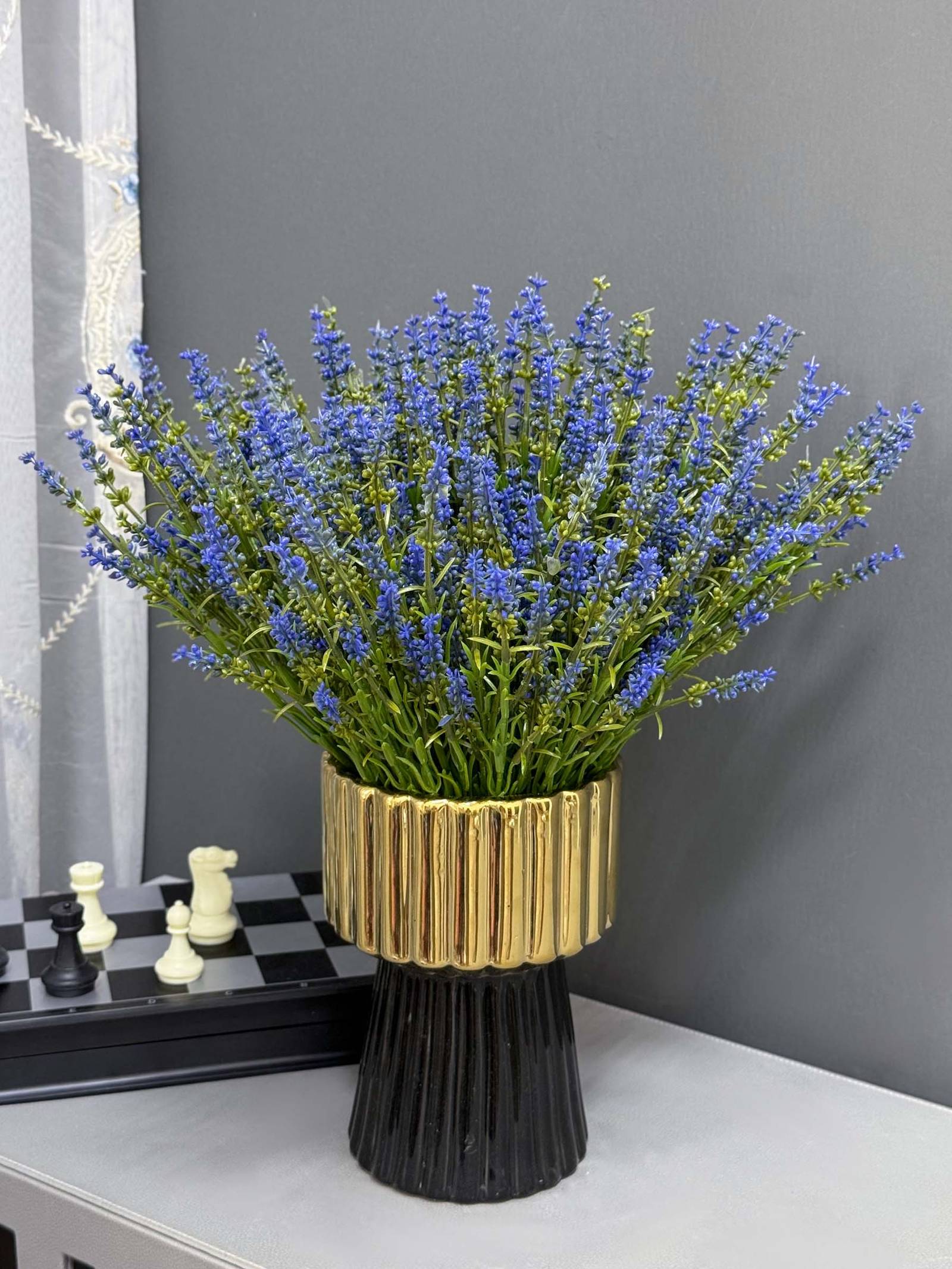 Read more about the article Artificial Hanging Flower Baskets