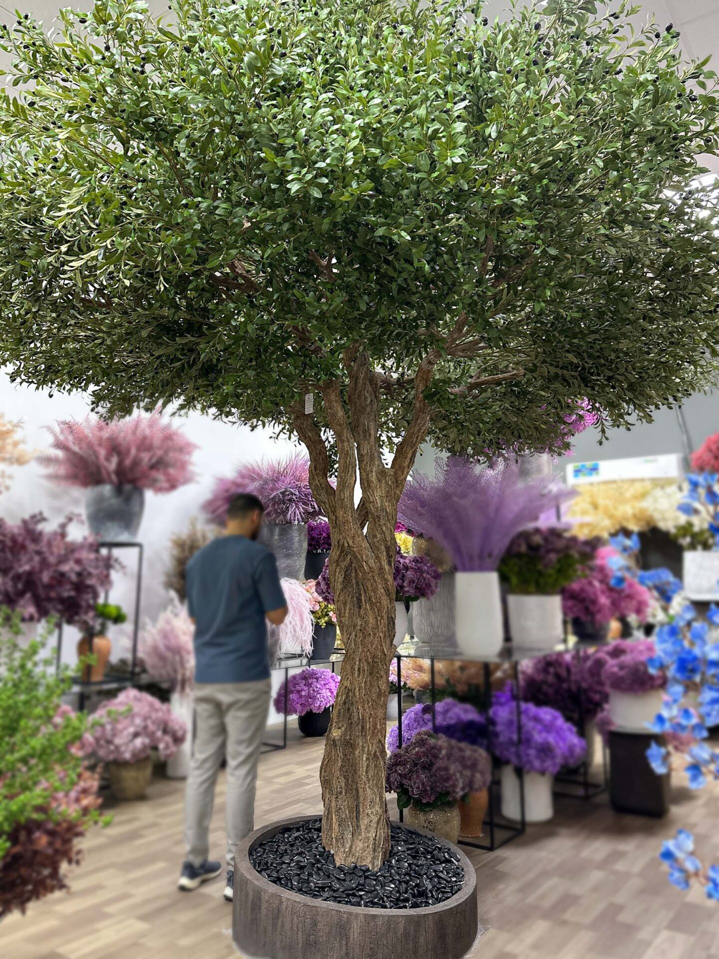 9626 Elevate your interior with our gorgeous Artificial Olive Tree. Enjoy the charm of nature in your home or workspace all year round!