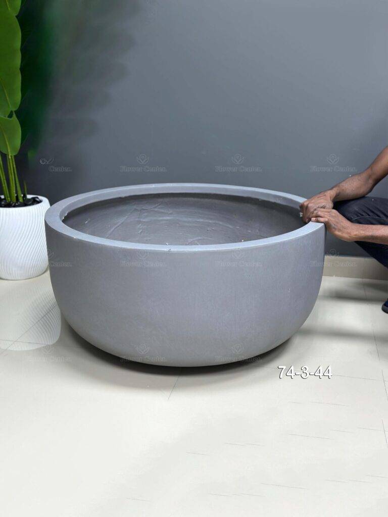 Fiberglass Pot 44cm