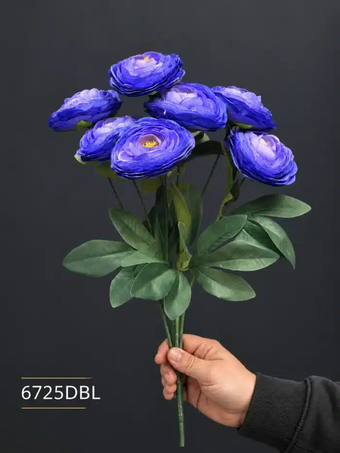 Ranunculus Bunch 6725